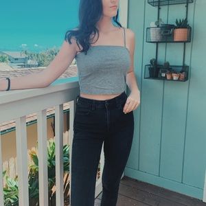 🍝 Grey tube top with spaghetti noodle straps 🍝